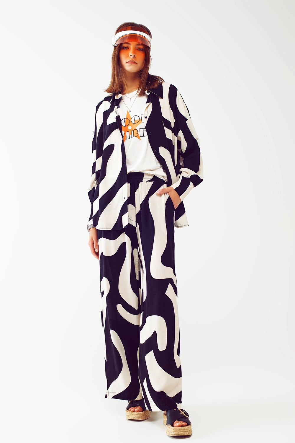 Relaxed Shirt in Black Abstract Print