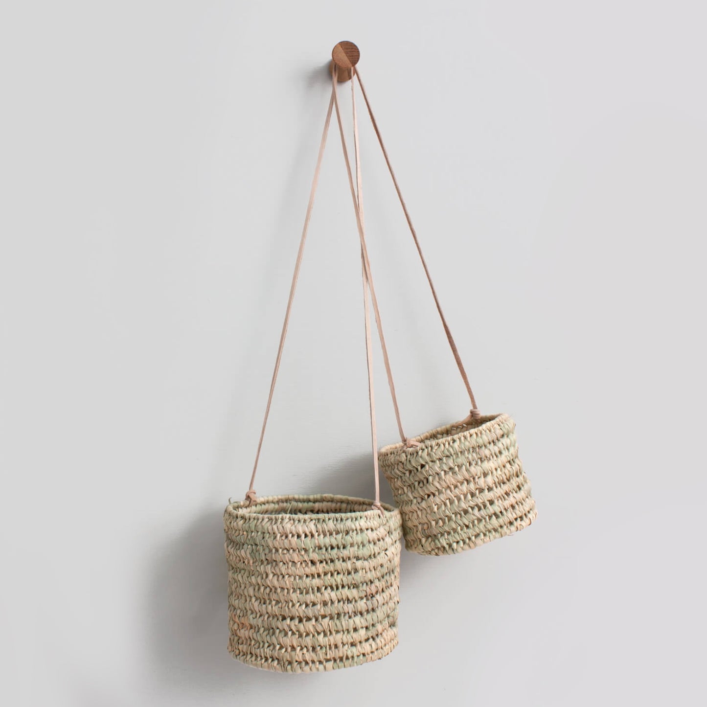 Set of 2 Hanging Baskets