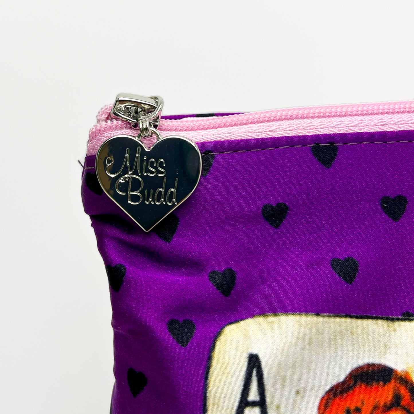 Pin Ups Pouch