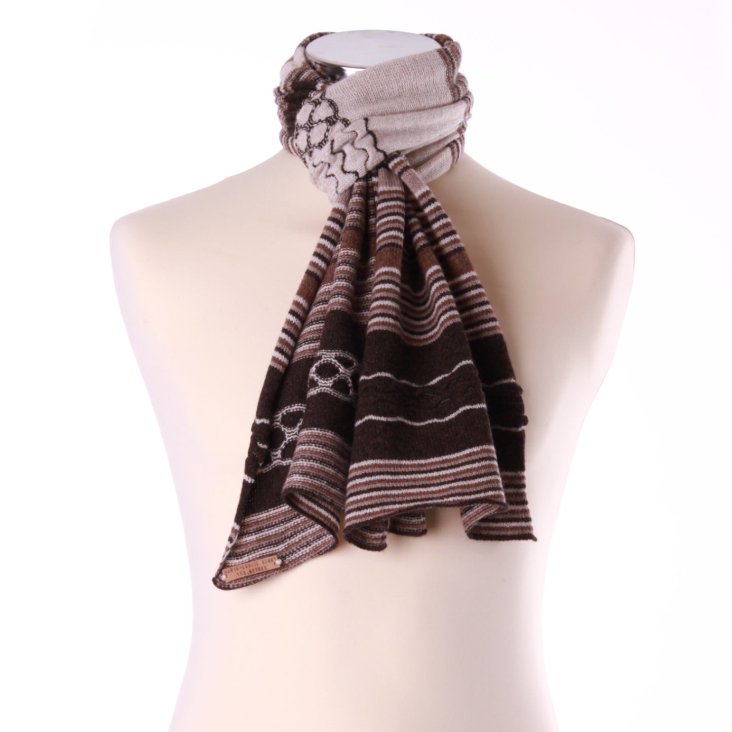 Tuck & Striped Scarf