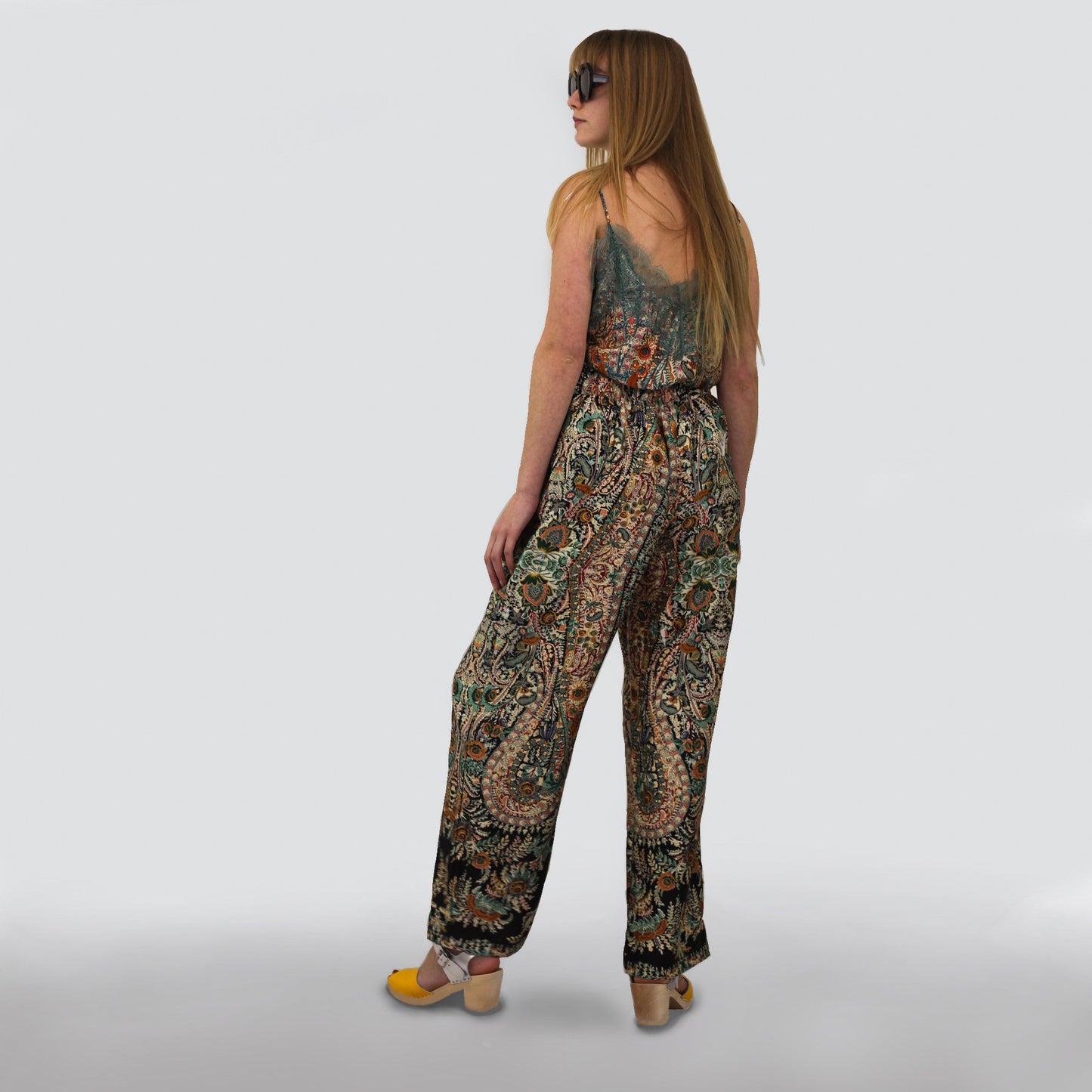 Wide Leg Trousers in Silky Paisley Print