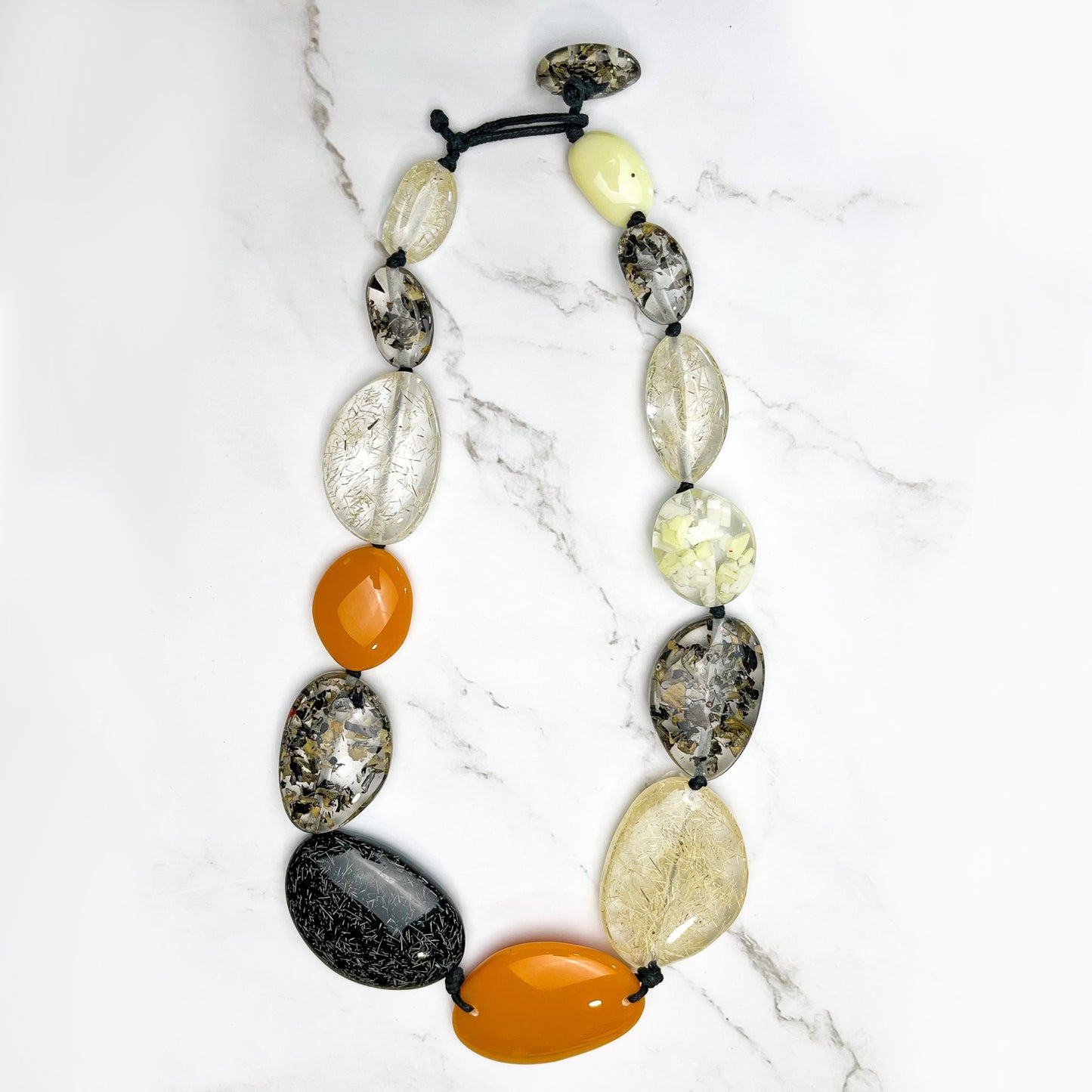 Short Flat Riverstones Necklace