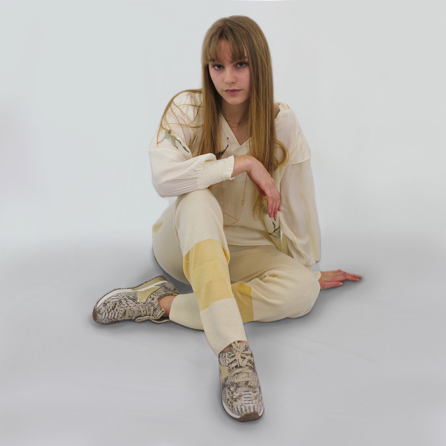 Fine Wool Trousers With Draw String & Lurex Detail